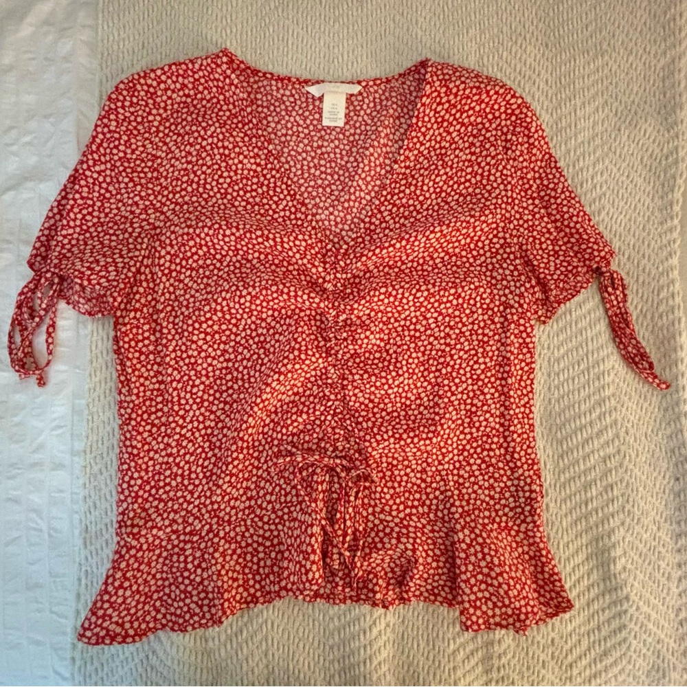 Ditsy floral top with ties and ruching, H&M
